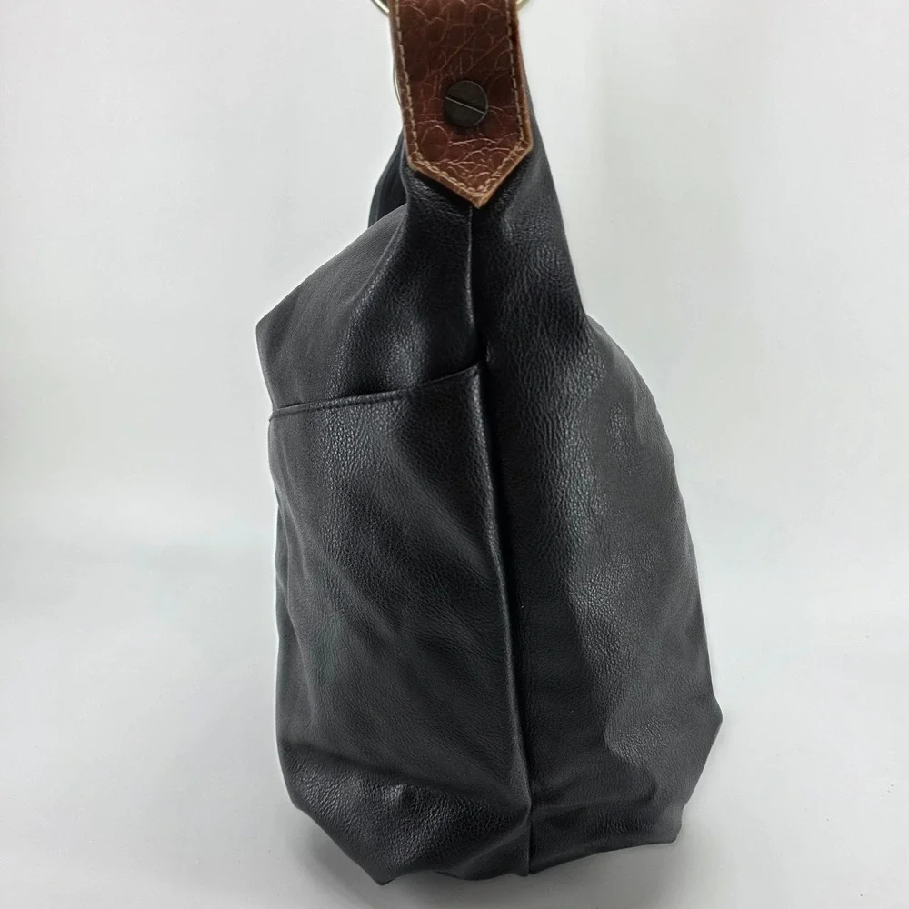 Vintage Capezio Hobo Shoulder Bag Bucket Black Leather 90s Slouchy Tote Grunge